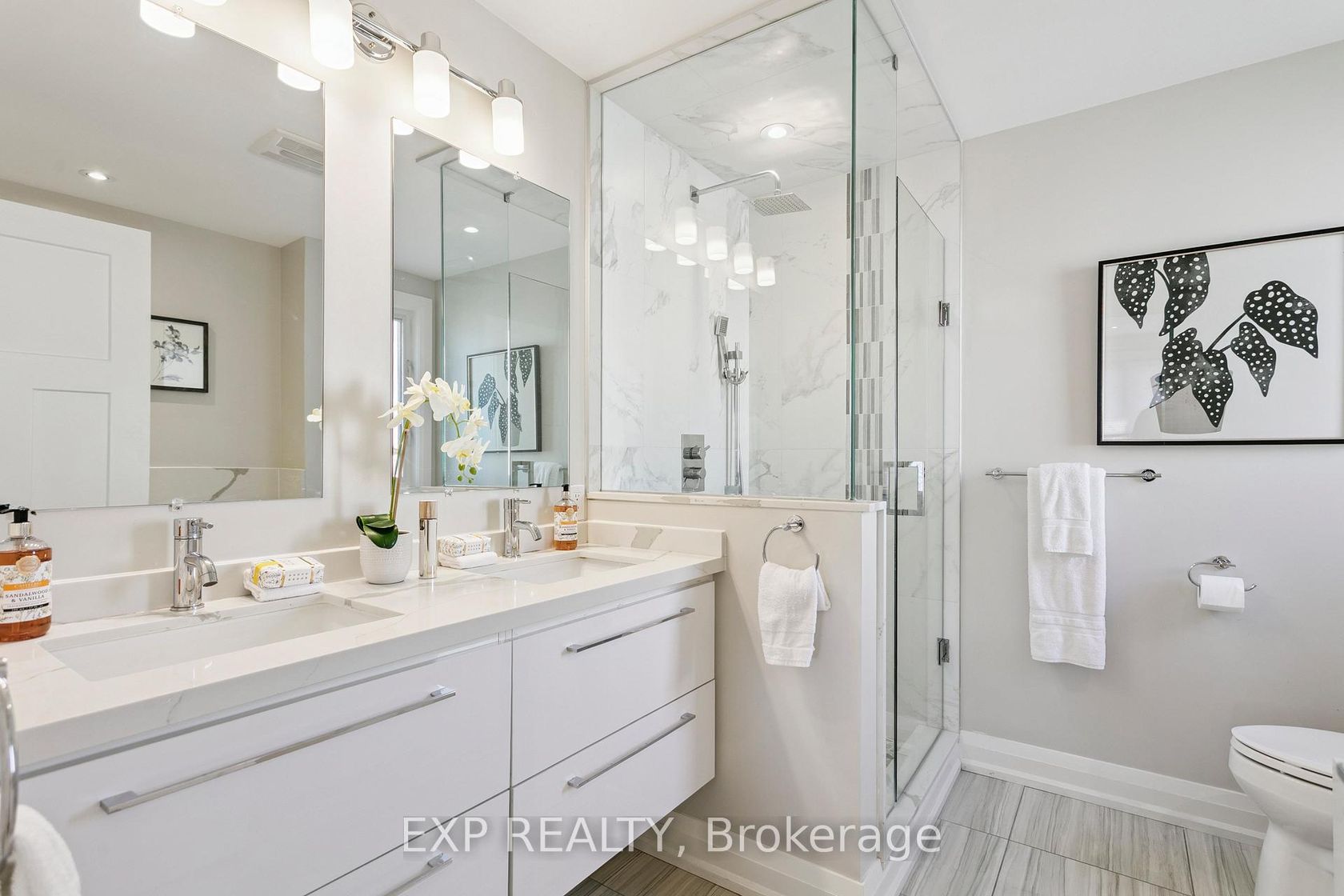 Photo 31 at 105 Twenty Second Street, Long Branch, Toronto Photo 31 at 105 Twenty Second Street, Long Branch, Toronto