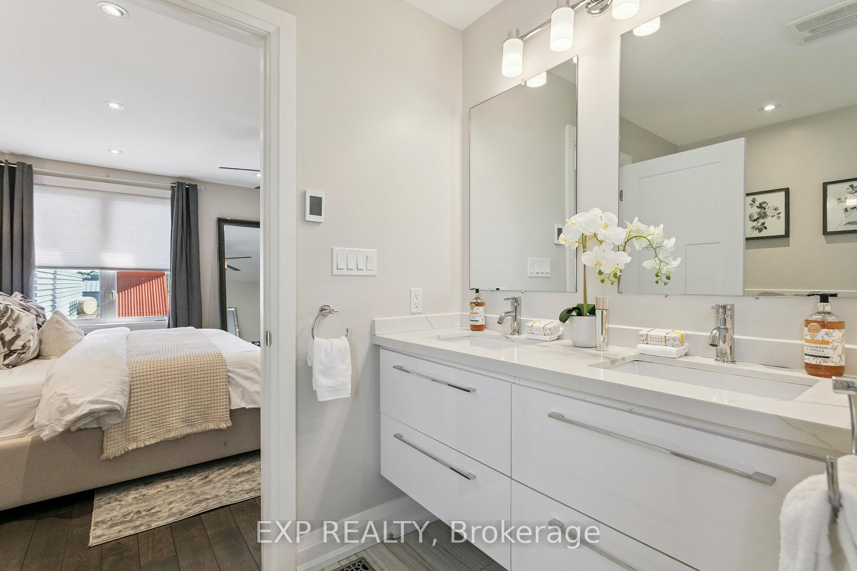 Photo 32 at 105 Twenty Second Street, Long Branch, Toronto Photo 32 at 105 Twenty Second Street, Long Branch, Toronto