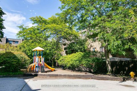 Photo 40 at 51 - 130 Ling Road, West Hill, Toronto