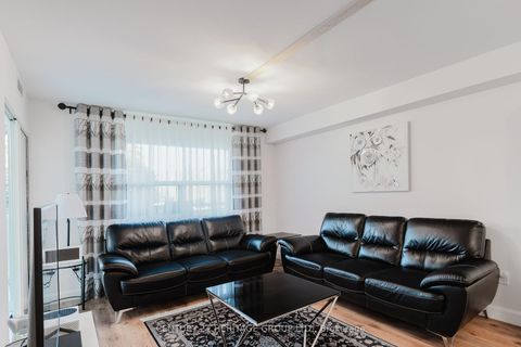 Photo 5 at 203 - 40 Harding Blvd Boulevard W, North Richvale, Richmond Hill