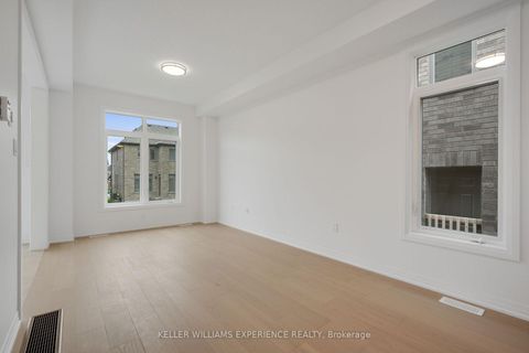 Photo 5 at 86 Sagewood Avenue, Painswick South, Barrie