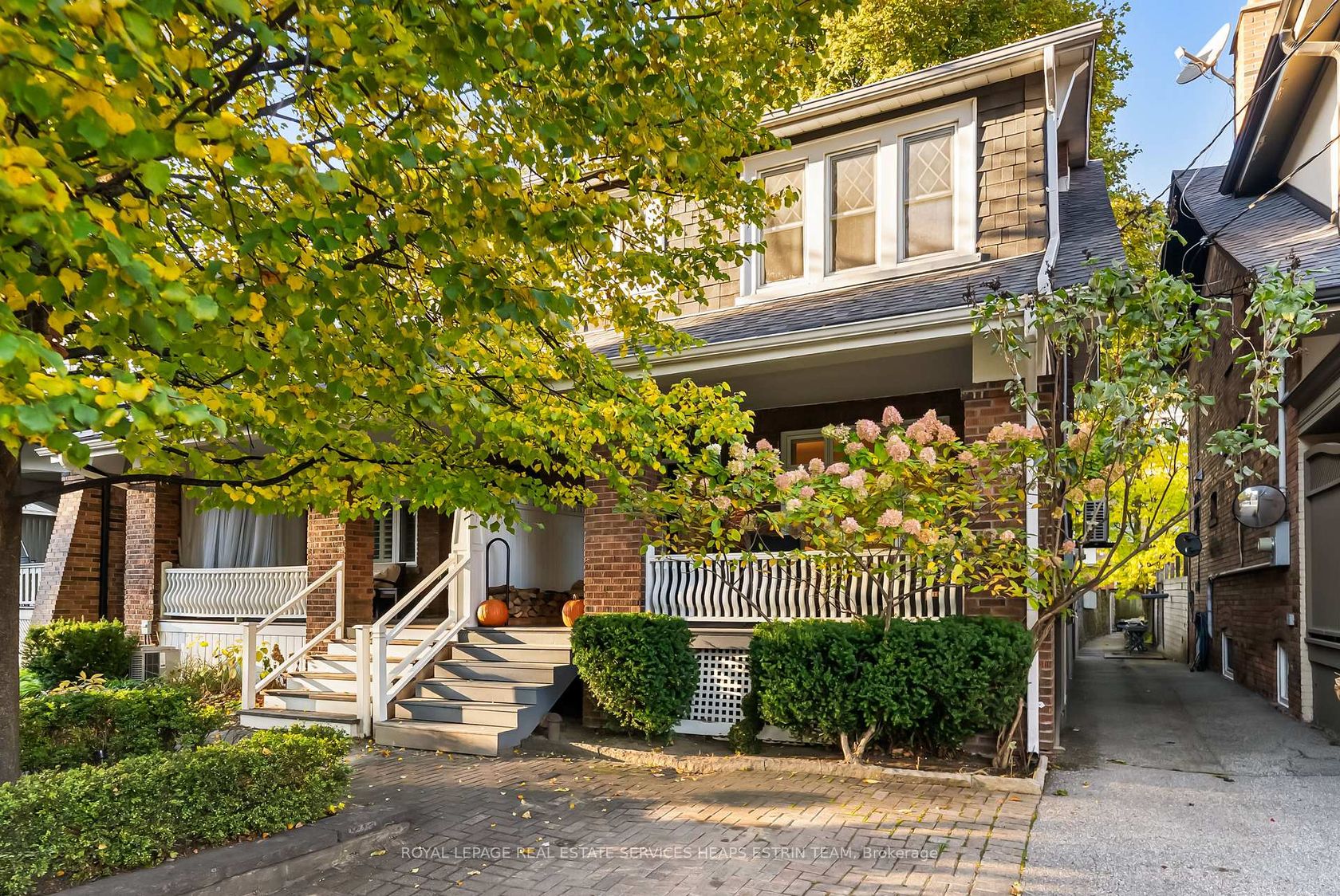 48 Manor Road W, Eglinton, Toronto photo 3 48 Manor Road W, Eglinton, Toronto photo 3