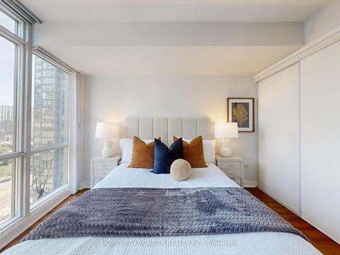 Photo 14 at 1109 - 15 Fort York Boulevard, Waterfront Communities C1, Toronto