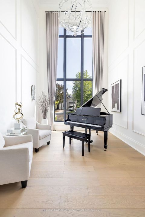 Photo 8 at 1529 Venetia Drive, SW Southwest, Oakville