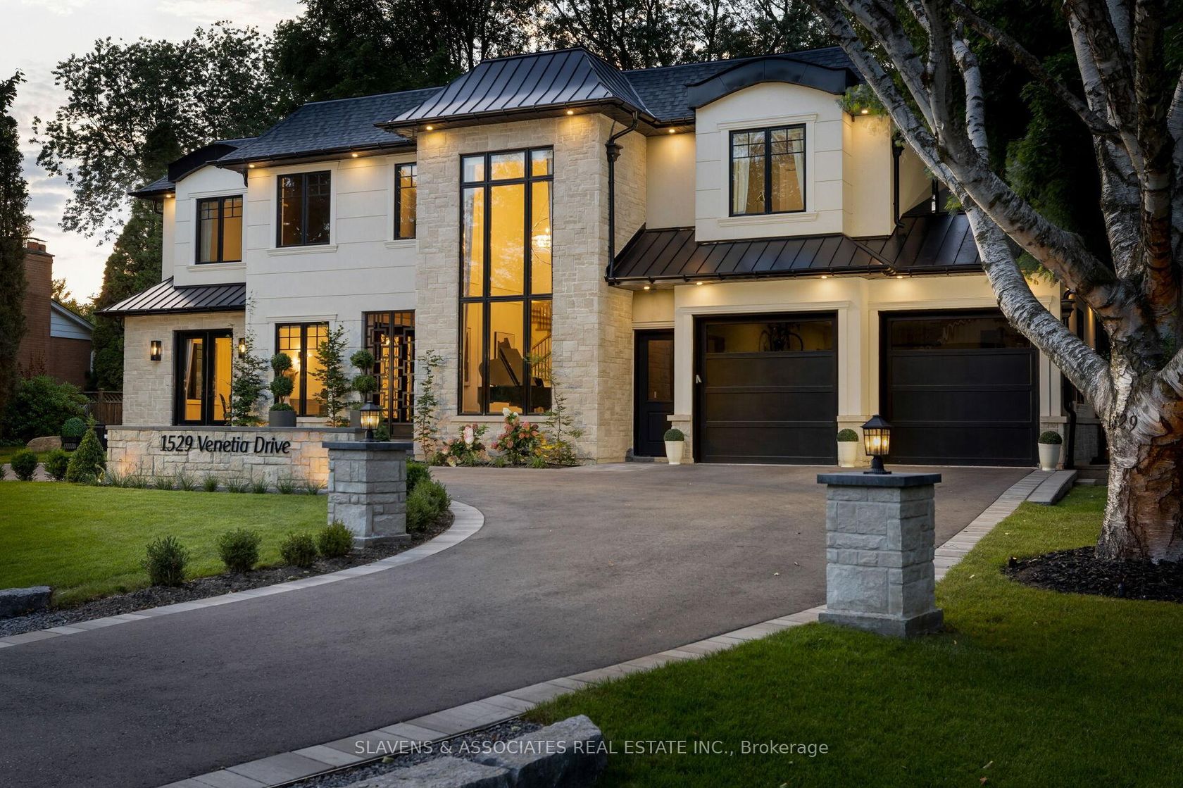 1529 Venetia Drive, SW Southwest, Oakville 