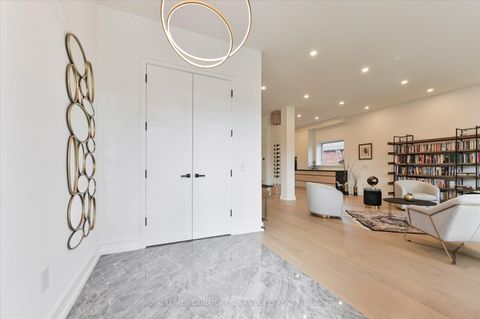 Photo 1 at 36 Glenshaw Crescent, Parkview, Toronto