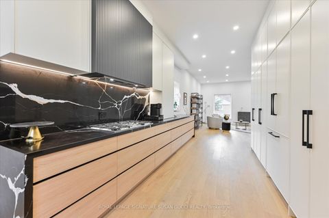 Photo 10 at 36 Glenshaw Crescent, Parkview, Toronto