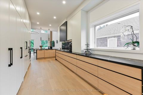 Photo 12 at 36 Glenshaw Crescent, Parkview, Toronto