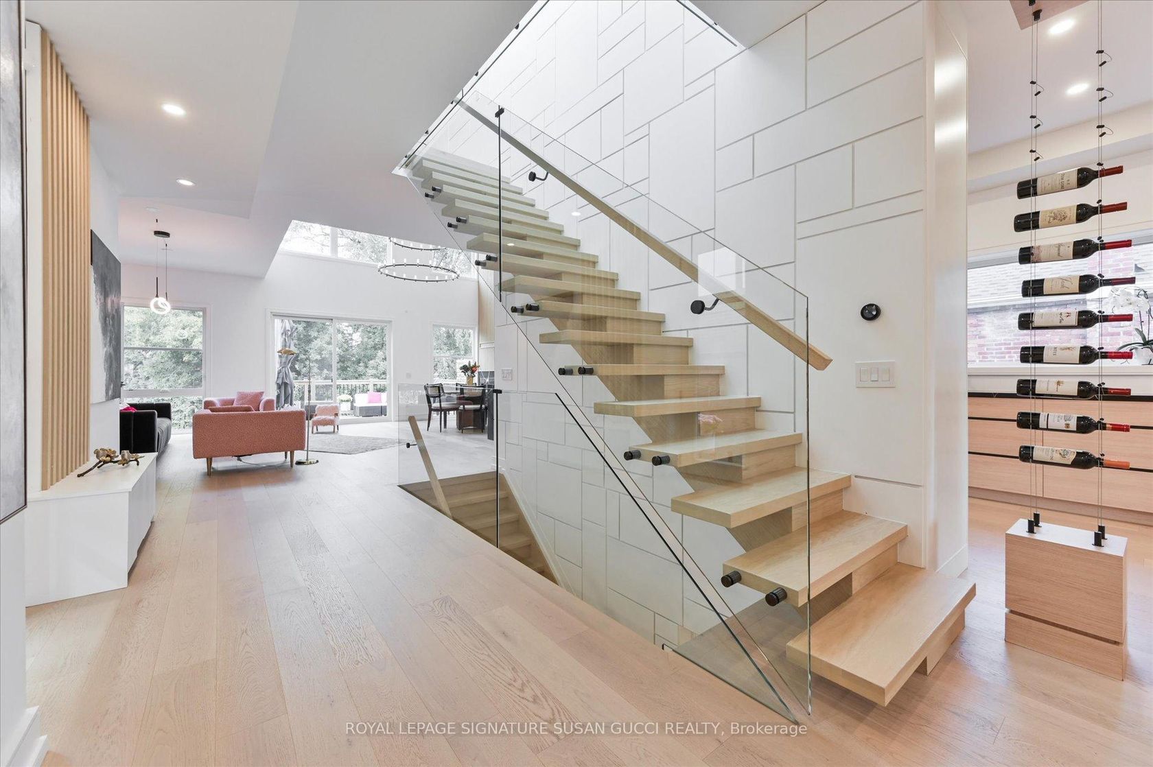 Photo 4 at 36 Glenshaw Crescent, Parkview, Toronto Photo 4 at 36 Glenshaw Crescent, Parkview, Toronto