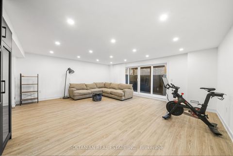 Photo 37 at 62 Inwood Avenue, East York, Toronto