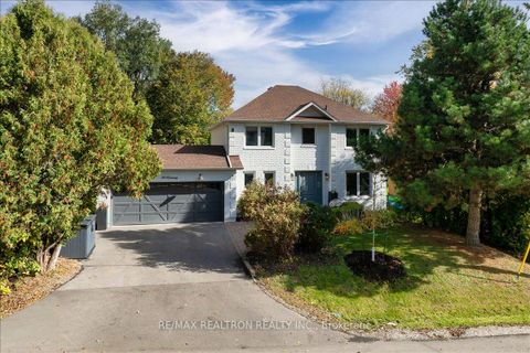 Photo 0 at 33 Rosemary Avenue, Oak Ridges Lake Wilcox, Richmond Hill