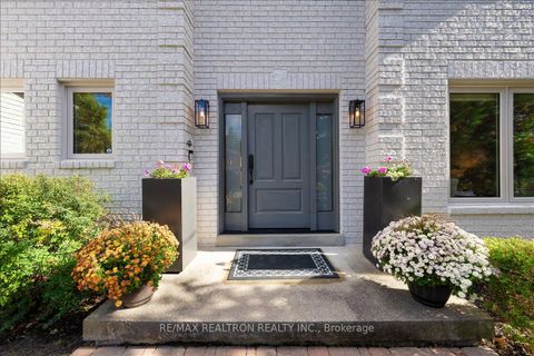 Photo 4 at 33 Rosemary Avenue, Oak Ridges Lake Wilcox, Richmond Hill Photo 4 at 33 Rosemary Avenue, Oak Ridges Lake Wilcox, Richmond Hill