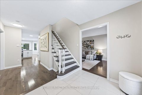 Photo 5 at 33 Rosemary Avenue, Oak Ridges Lake Wilcox, Richmond Hill Photo 5 at 33 Rosemary Avenue, Oak Ridges Lake Wilcox, Richmond Hill