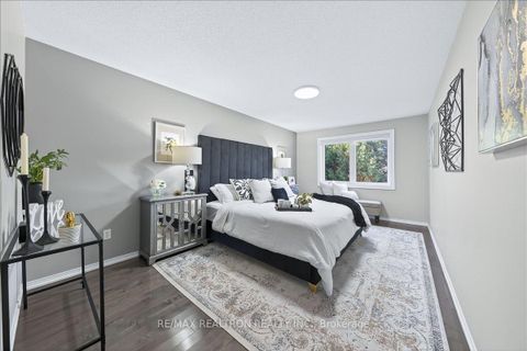 Photo 23 at 33 Rosemary Avenue, Oak Ridges Lake Wilcox, Richmond Hill