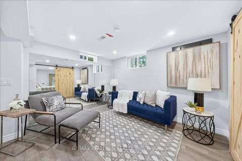 Photo 41 at 33 Rosemary Avenue, Oak Ridges Lake Wilcox, Richmond Hill