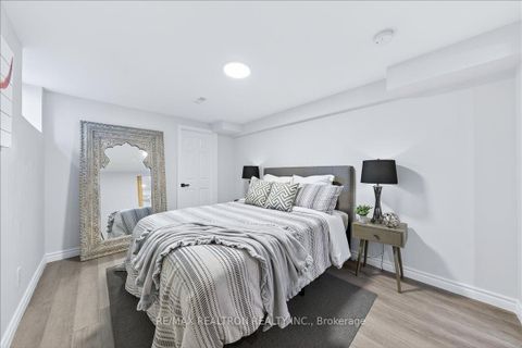 Photo 42 at 33 Rosemary Avenue, Oak Ridges Lake Wilcox, Richmond Hill