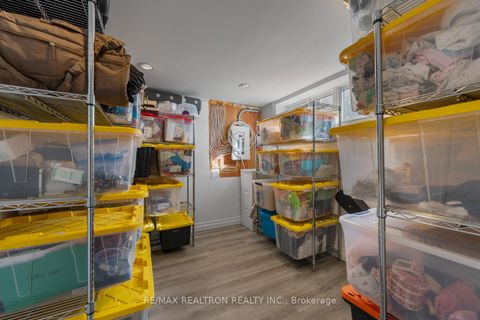 Photo 26 at 4 Model Avenue, Clanton Park, Toronto