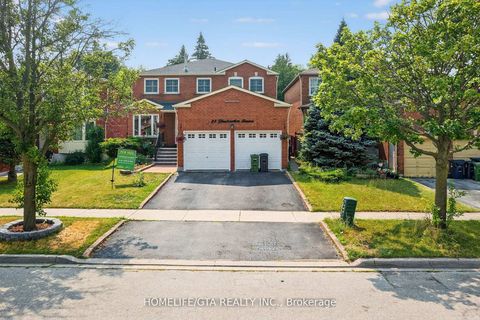 Photo 2 at 28 Glenheather Terrace, Rouge E11, Toronto