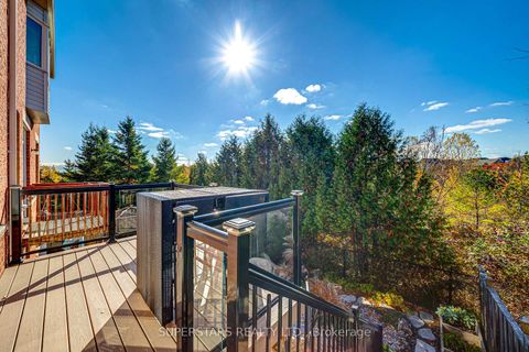 Photo 2 at 41 - 8 Townwood Drive, Jefferson, Richmond Hill