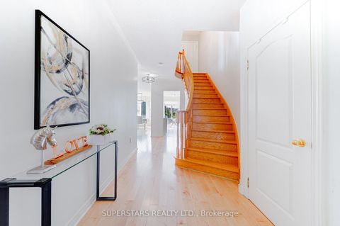 Photo 27 at 41 - 8 Townwood Drive, Jefferson, Richmond Hill