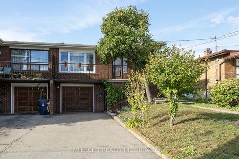 Photo 1 at 16 Seacliff Boulevard, Humber Summit, Toronto