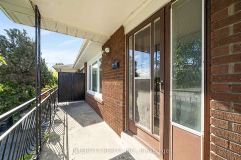 Photo 4 at 16 Seacliff Boulevard, Humber Summit, Toronto