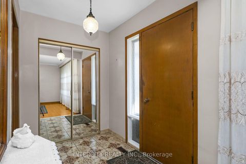 Photo 5 at 16 Seacliff Boulevard, Humber Summit, Toronto