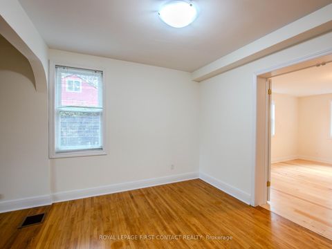 Photo 5 at 25 Holgate Street, Allandale, Barrie