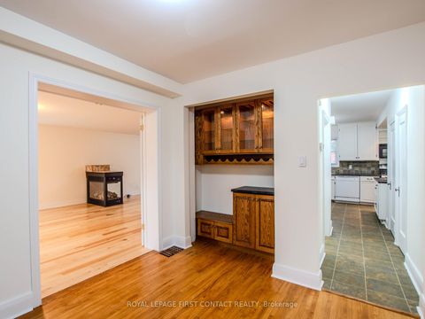 Photo 6 at 25 Holgate Street, Allandale, Barrie