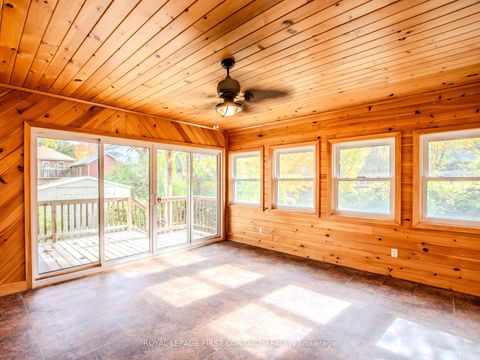 Photo 12 at 25 Holgate Street, Allandale, Barrie