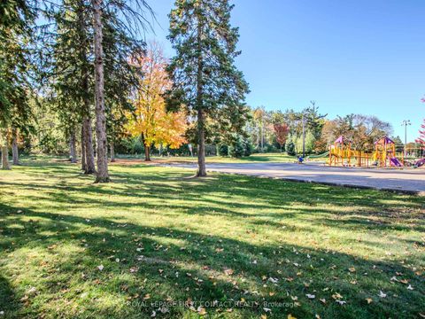 Photo 36 at 25 Holgate Street, Allandale, Barrie