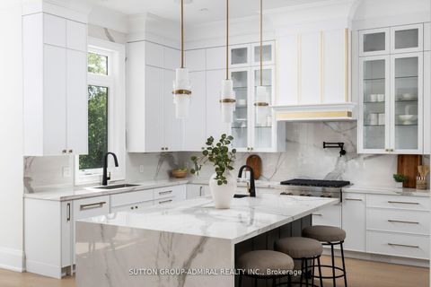 Photo 13 at 70 Elizabeth Drive, Nobleton, King