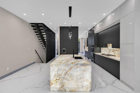 Photo 15 at 71 Ardmore Road, Forest Hill South, Toronto