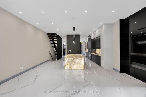 Photo 16 at 71 Ardmore Road, Forest Hill South, Toronto