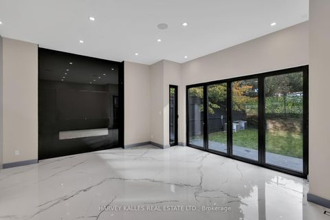 Photo 18 at 71 Ardmore Road, Forest Hill South, Toronto