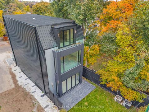 Photo 49 at 71 Ardmore Road, Forest Hill South, Toronto