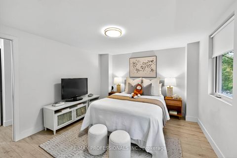 Photo 20 at 22 Ninth Street, New Toronto, Toronto