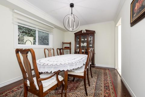 Photo 11 at 148 Edmund Seager Drive N, Uplands, Vaughan