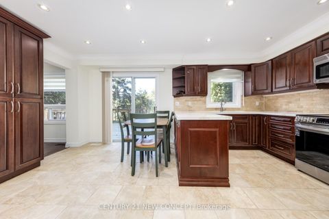 Photo 12 at 148 Edmund Seager Drive N, Uplands, Vaughan