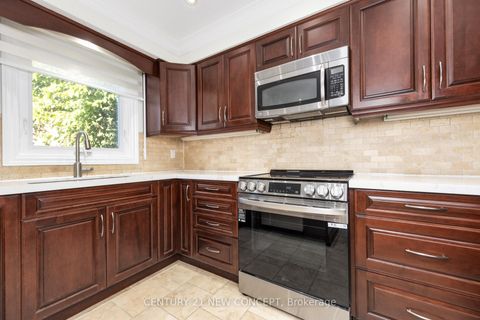 Photo 15 at 148 Edmund Seager Drive N, Uplands, Vaughan