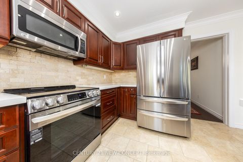 Photo 17 at 148 Edmund Seager Drive N, Uplands, Vaughan