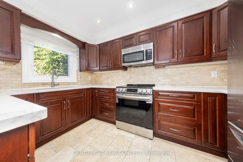 Photo 18 at 148 Edmund Seager Drive N, Uplands, Vaughan