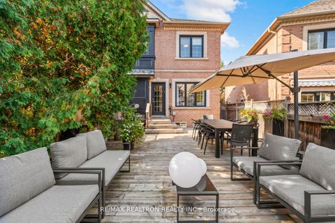 Photo 38 at 136 Kingsbridge Circle, Beverley Glen, Vaughan Photo 38 at 136 Kingsbridge Circle, Beverley Glen, Vaughan