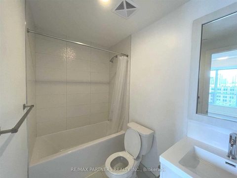 Photo 10 at 716 - 38 Cameron Street, Chinatown, Toronto