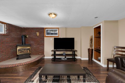 Photo 17 at 36 Grove Street E, Wellington, Barrie