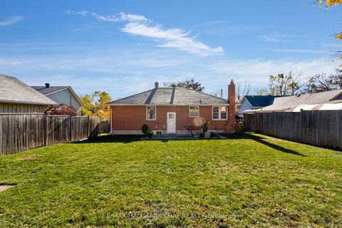 Photo 25 at 36 Grove Street E, Wellington, Barrie