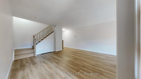 Photo 6 at 632 Adelaide Street W, Niagara, Toronto