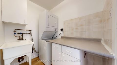 Photo 29 at 632 Adelaide Street W, Niagara, Toronto