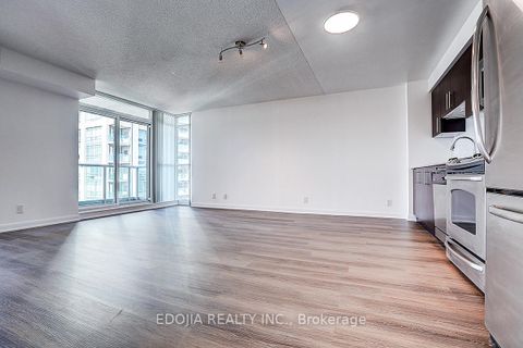 Photo 12 at 1617 - 17 Anndale Drive, Willowdale East, Toronto