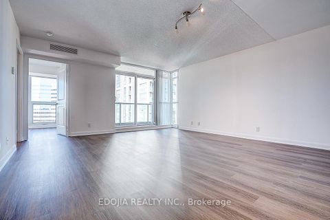 Photo 13 at 1617 - 17 Anndale Drive, Willowdale East, Toronto